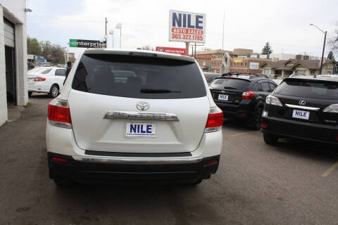 2012 Toyota Highlander SE