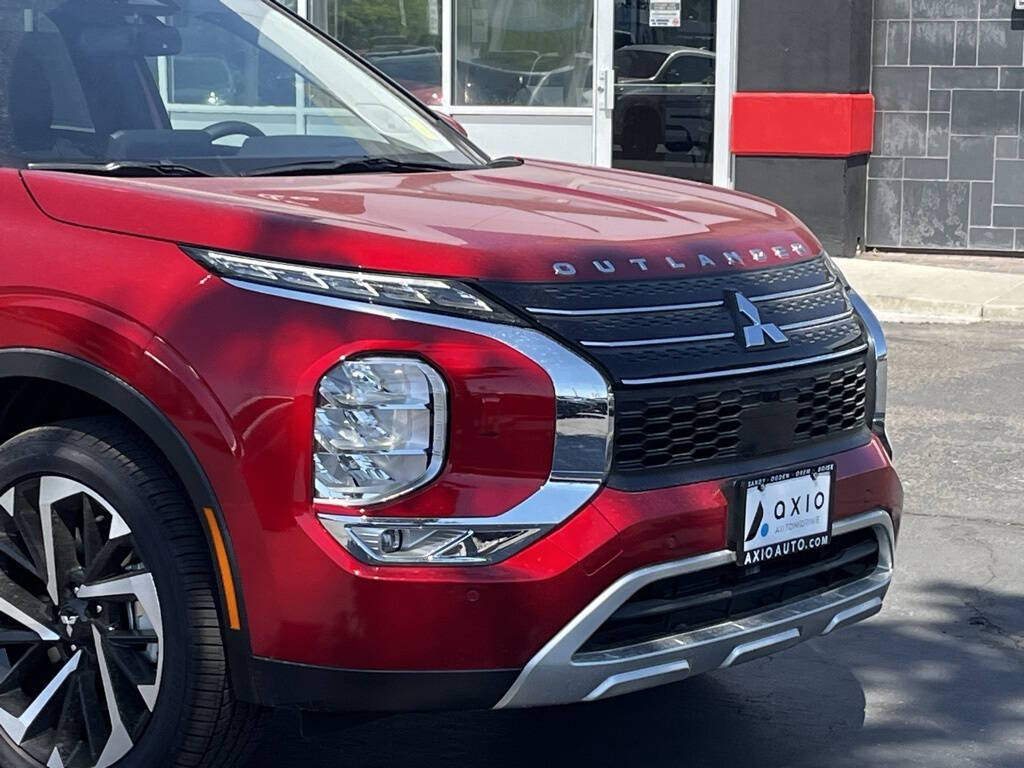 2024 Mitsubishi Outlander for sale at Axio Auto Boise in Boise, ID