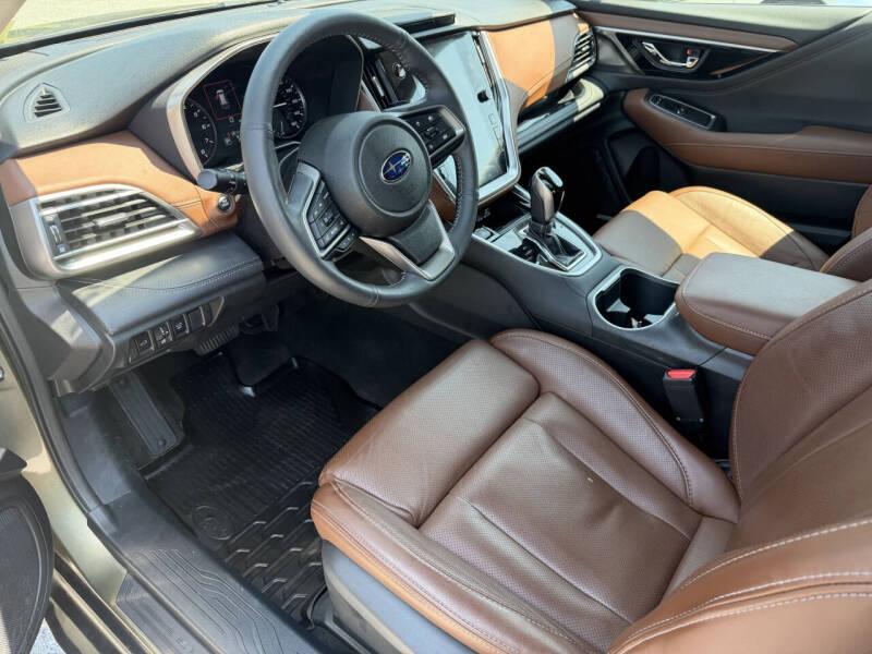 2025 Subaru Outback Touring XT