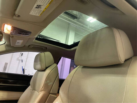 2012 BMW 7 Series 740i