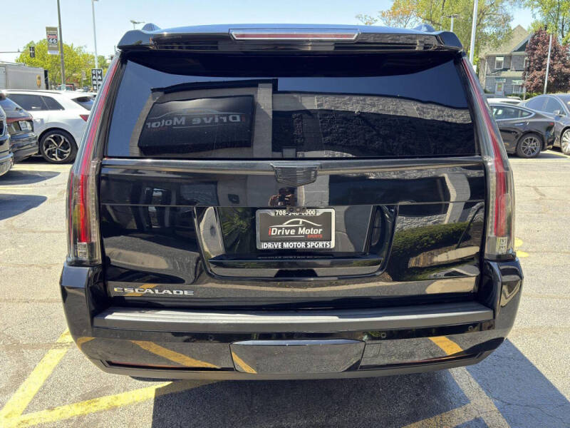 2019 Cadillac Escalade ESV Luxury