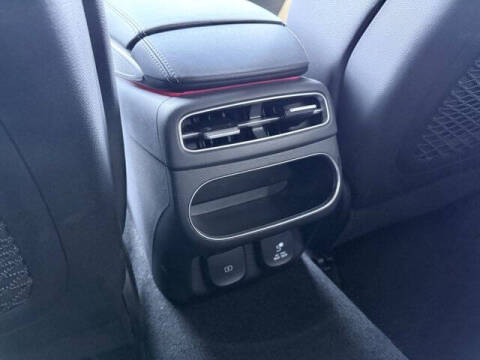 2022 Genesis GV70 2.5T Standard