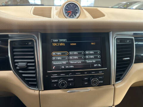 2015 Porsche Macan S