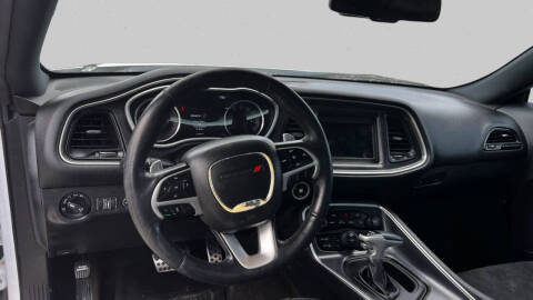 2018 Dodge Challenger SXT Plus