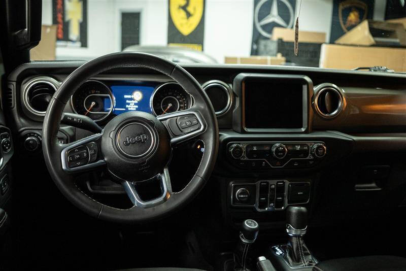 2023 Jeep Gladiator Overland