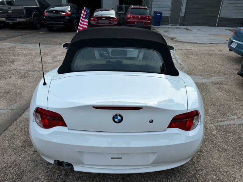 2006 BMW Z4 3.0i