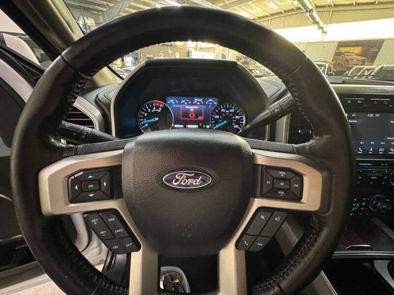 2019 Ford F-350 Super Duty Lariat