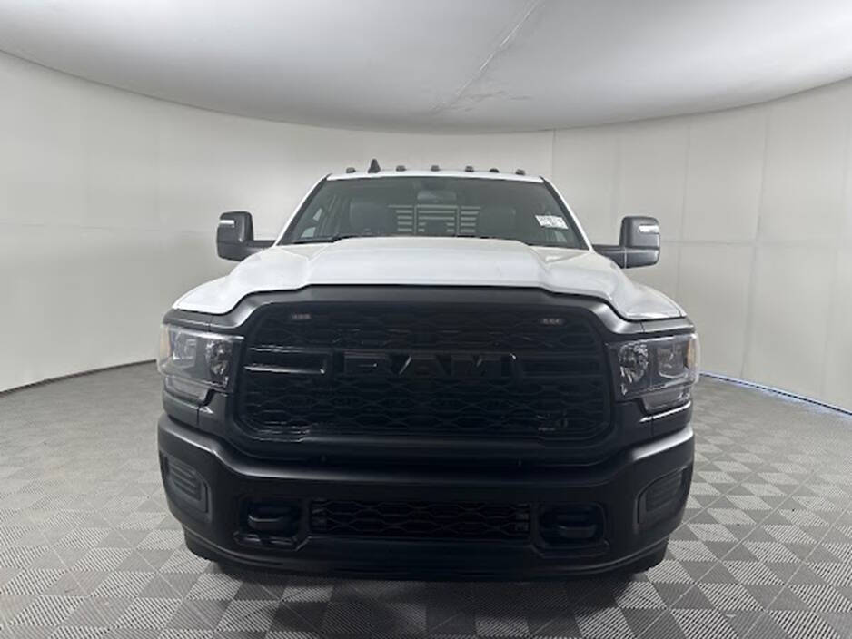 2024-ram-2500-tradesman-4x4-4dr-crew-cab-8-ft-lb-pickup.jpg