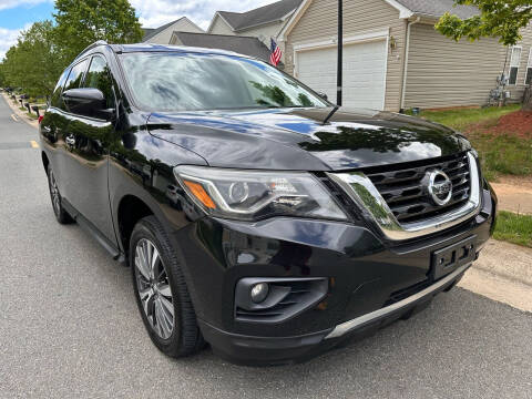 2017 Nissan Pathfinder for sale at D & M Discount Auto Sales in Stafford VA