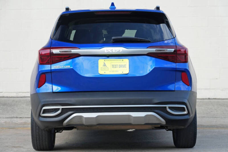 2023 Kia Seltos S