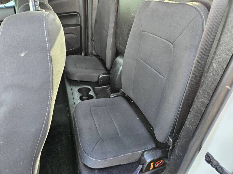 2017 Chevrolet Colorado LT