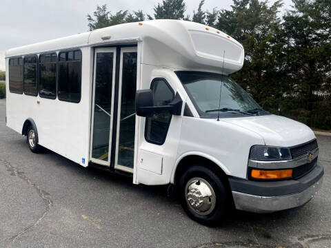 2015 Chevrolet G4500 Express for sale at Major Vehicle Exchange in Westbury NY