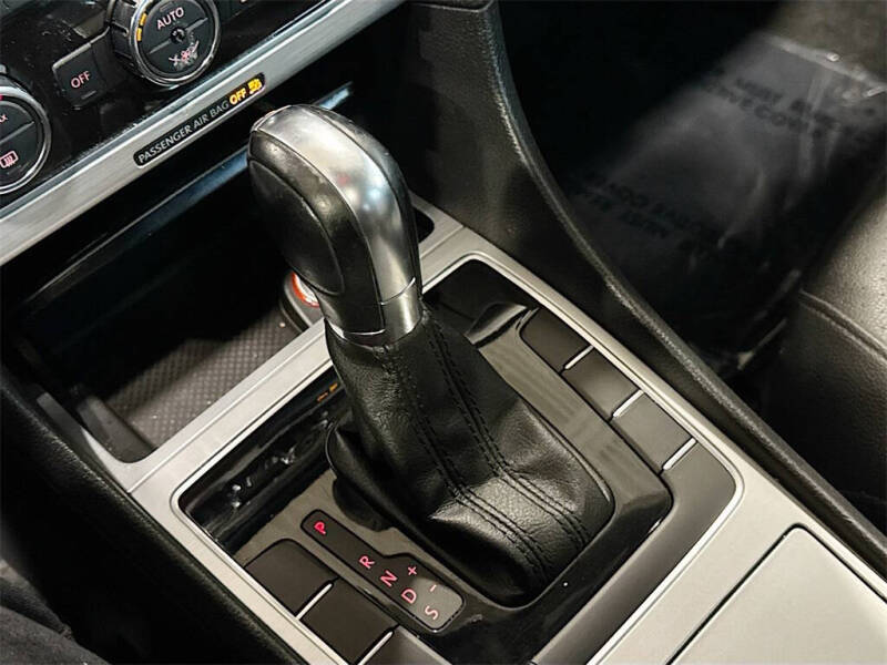 2012 Volkswagen Passat