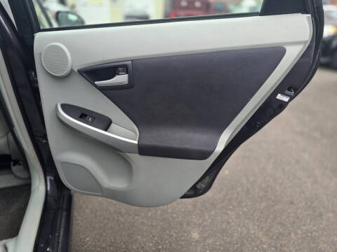 2010 Toyota Prius II