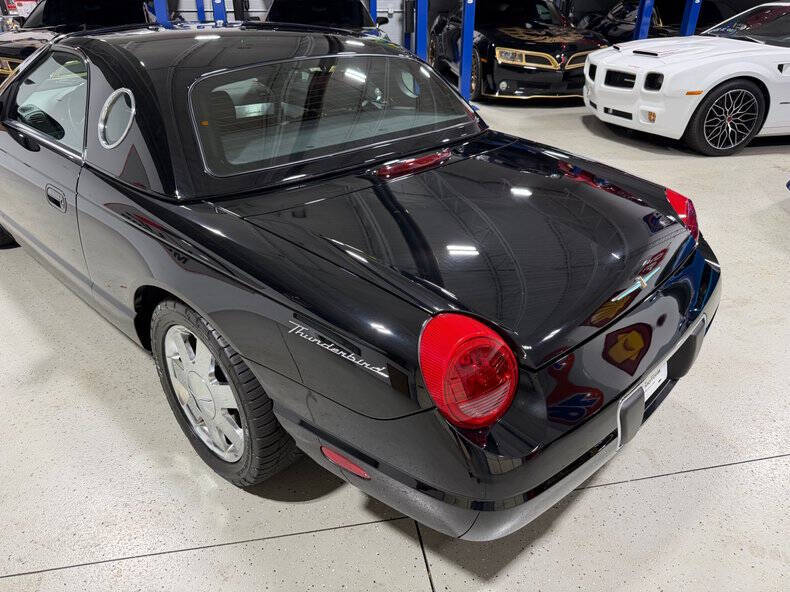 2002 Ford Thunderbird Deluxe