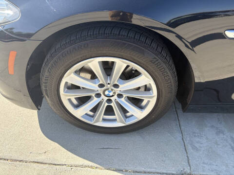 2016 BMW 5 Series 528i