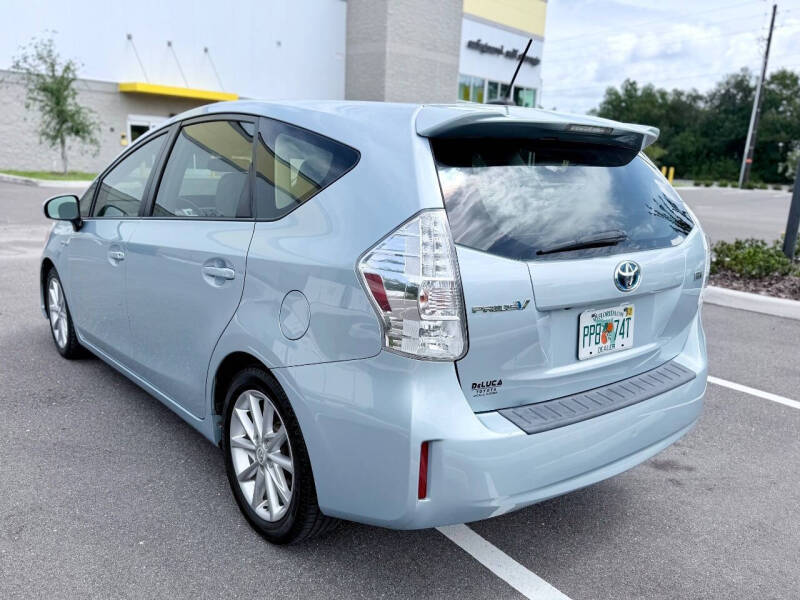 2012 Toyota Prius v Five