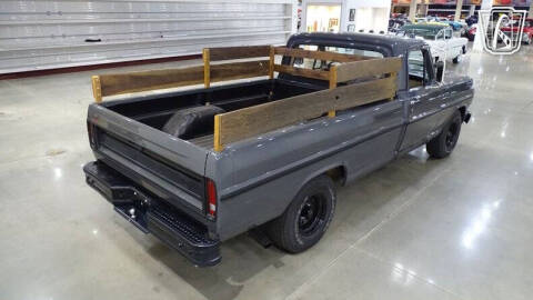1967 Ford F-100