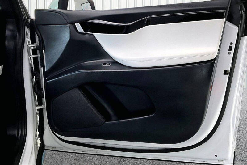 2018 Tesla Model X 75D