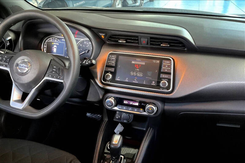 2020 Nissan Kicks SV