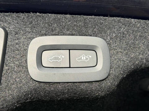 2022 Volvo S90 B6 Inscription