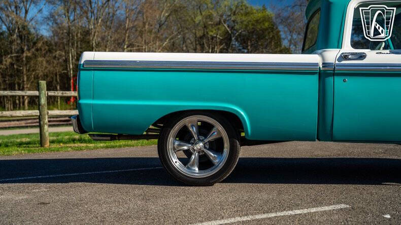 1966 Ford F-100