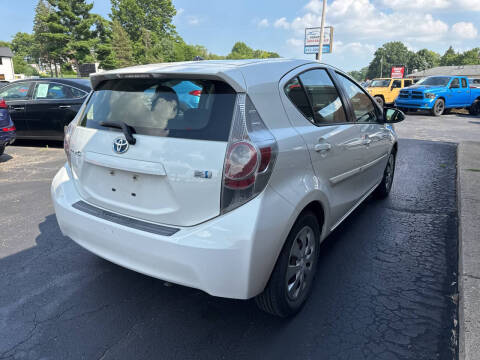 2012 Toyota Prius c Two