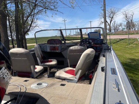 2004 Tracker TARGA 18 WT