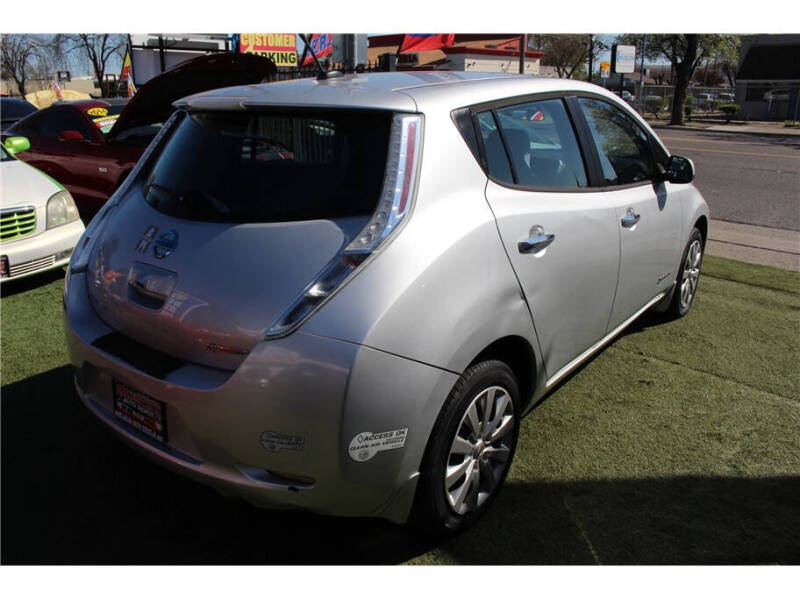 2014 Nissan LEAF