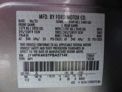 2023 Ford Edge Titanium