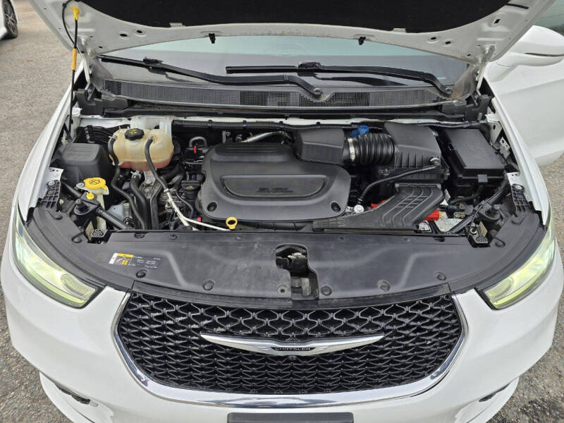 2021 Chrysler Pacifica Touring L