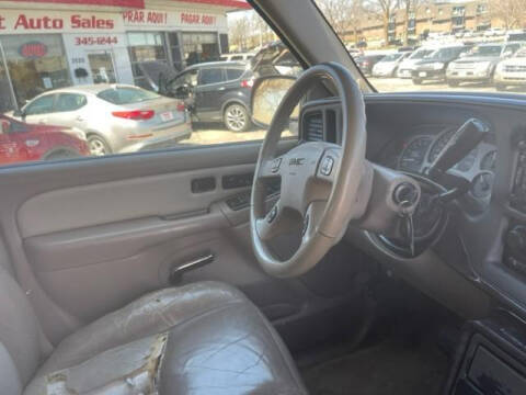 2005 GMC Yukon Denali