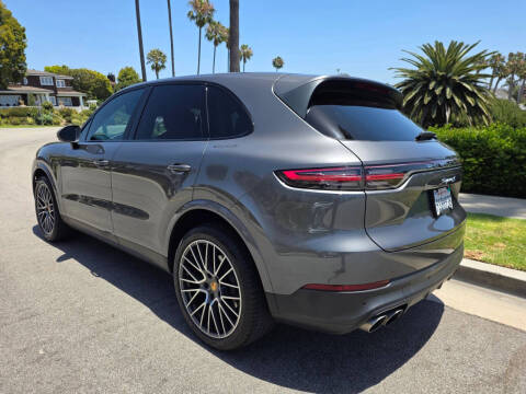 2020 Porsche Cayenne S