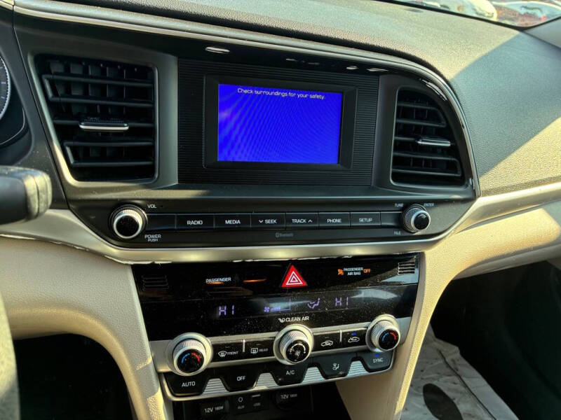 2020 Hyundai Elantra