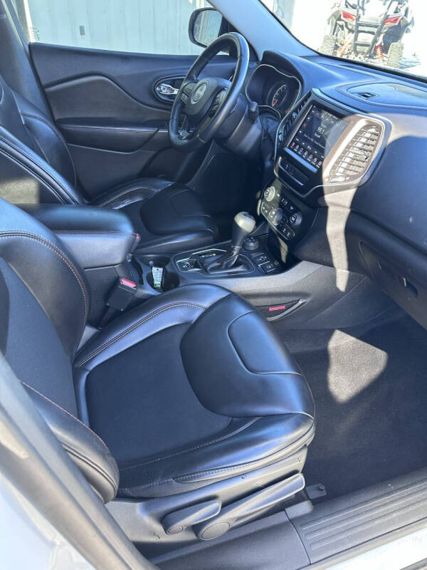 2019 Jeep Cherokee Trailhawk