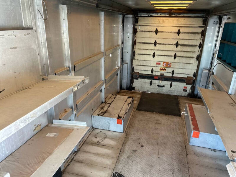 1997 Freightliner MT45 Chassis