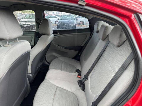 2016 Hyundai Accent SE