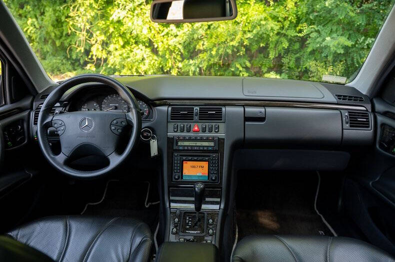 2000 Mercedes-Benz E-Class E 55 AMG