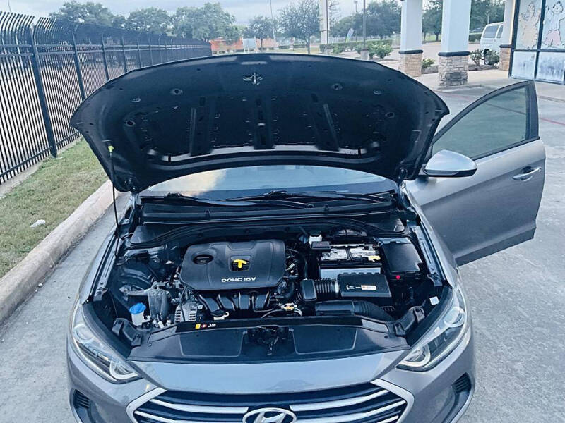 2018 Hyundai Elantra