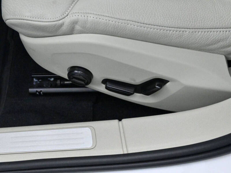 2025 Volvo S60 B5 Plus