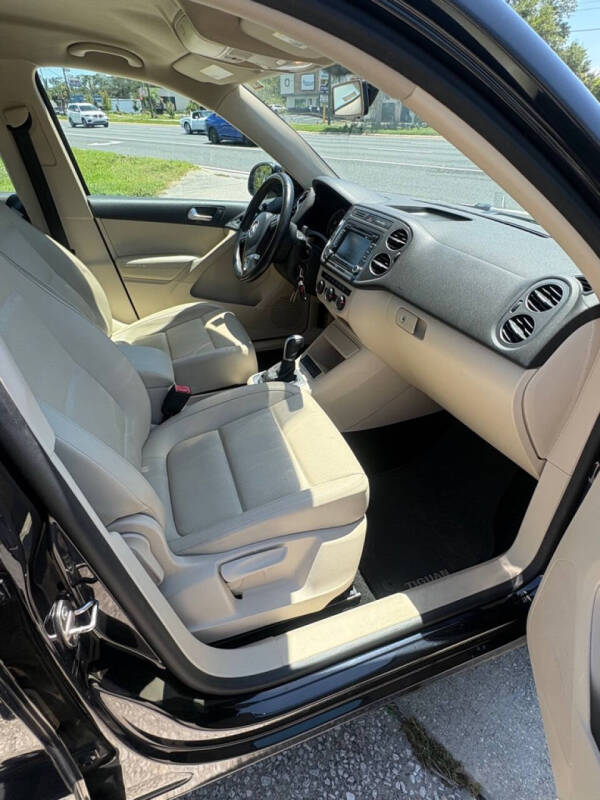 2015 Volkswagen Tiguan S