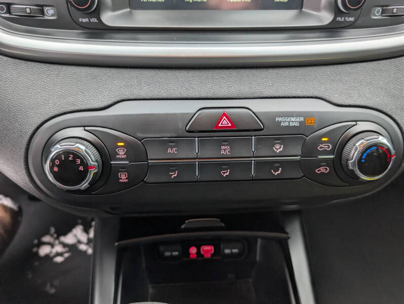 2020 Kia Sorento LX V6