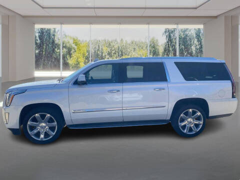 2016 Cadillac Escalade ESV Luxury Collection