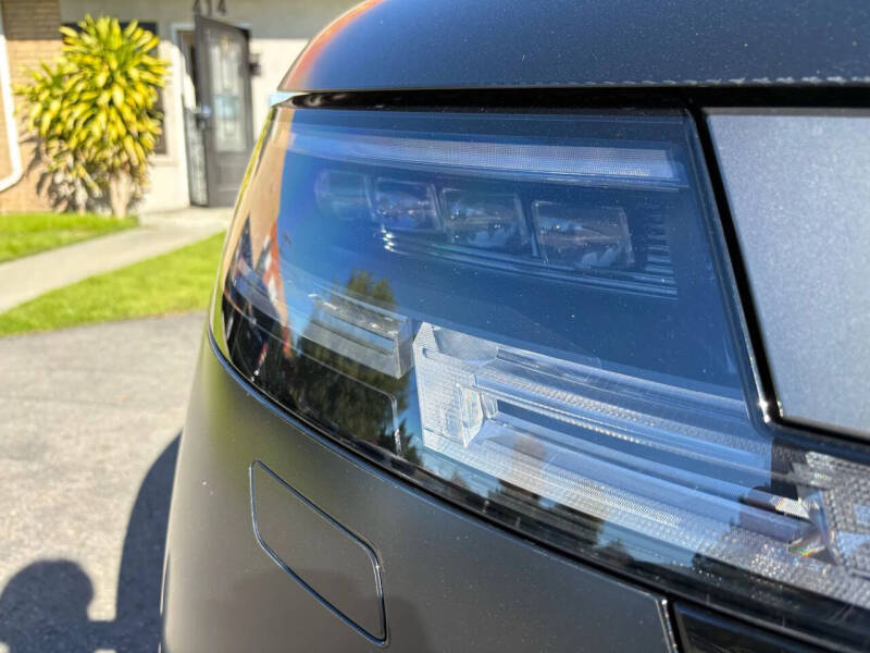 2023 Land Rover Range Rover P530 SE