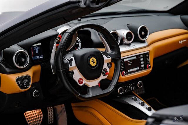 2016 Ferrari California T