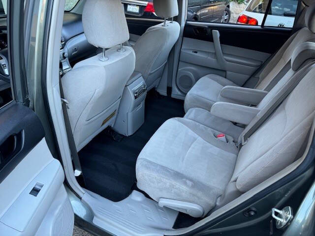 2013 Toyota Highlander for sale at RGM Auto Sales in San Diego, CA