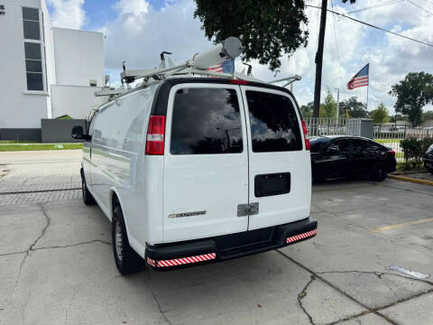 2020 Chevrolet Express 2500