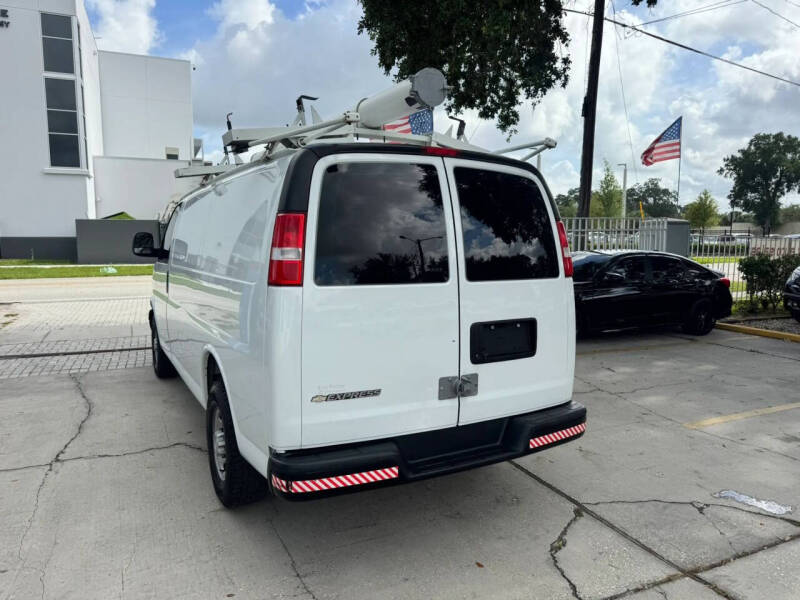 2020 Chevrolet Express 2500