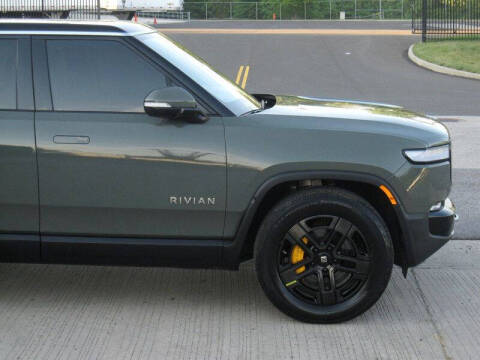 2023 Rivian R1S Launch Edition