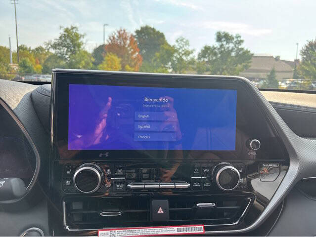 2025 Toyota Highlander Platinum